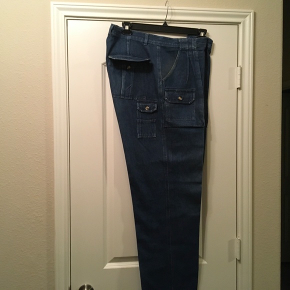 Cabela’s men jeans - Picture 2 of 2